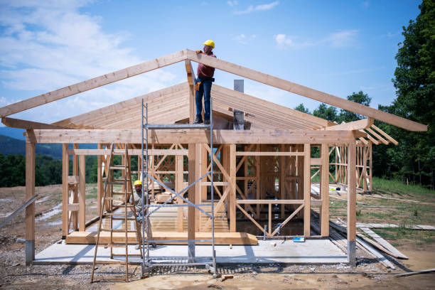 Quick and Trustworthy Emergency Roof Repair Services in Clayton, IN